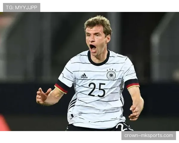 德国穆勒老将价值再获认可,职业生涯传奇延续引热议 德国穆勒老将价值再获认可,职业生涯传奇延续引热议