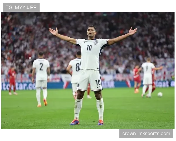 贝林厄姆与福登战术对决：谁将主导英格兰中场？